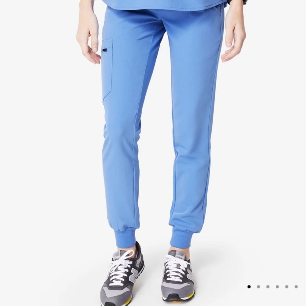 FIGS ZAMORA JOGGER SCRUB PANTS!!